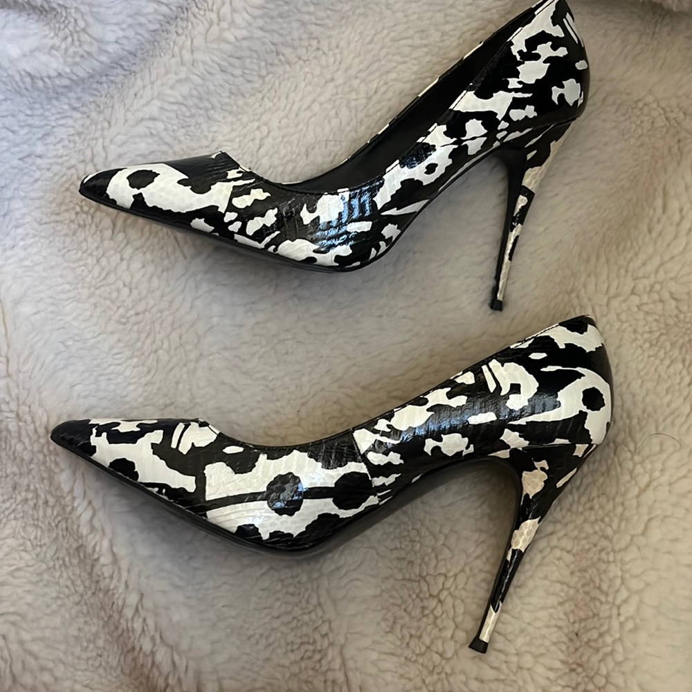 LFL Black & White Patterned Heels size 9